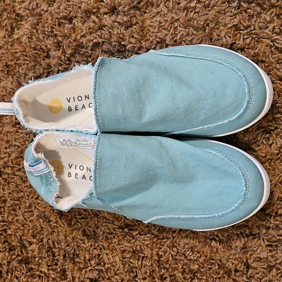 Vionic Beach Malibu Slip Ons Teal 8.5 New - Picture 1 of 4